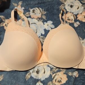 Victoria's Secret Light Pink Lace Bra